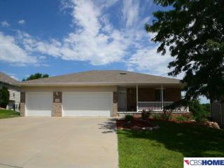 15702 Timberlane Dr, Omaha, NE 68136-3097