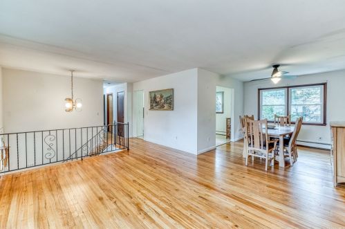 317 Plymouth St, Huntington Station NY 11746-7018 exterior