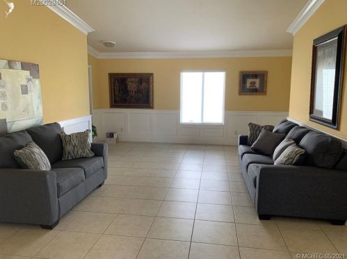 2080 Marblehead Way, Fort Pierce FL  34953-4390 exterior