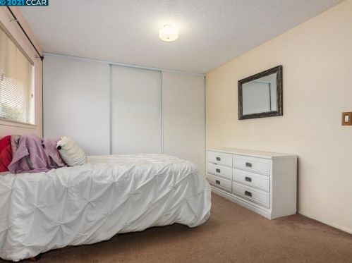 4824 Cherokee Dr, Concord CA 94521-2119 exterior