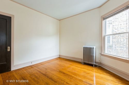 2610 Argyle St, Chicago IL 60625-2738 exterior