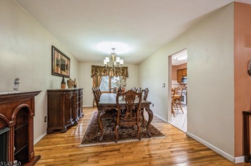 2087 Prospect Ave, Scotch Plains NJ 07076-1203 exterior