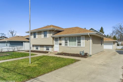 505 2nd St, Elmhurst IL  60126-2502 exterior