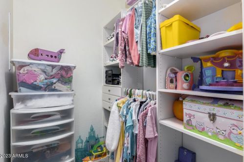 15426 4 Ave, Phoenix AZ 85041-3182 exterior