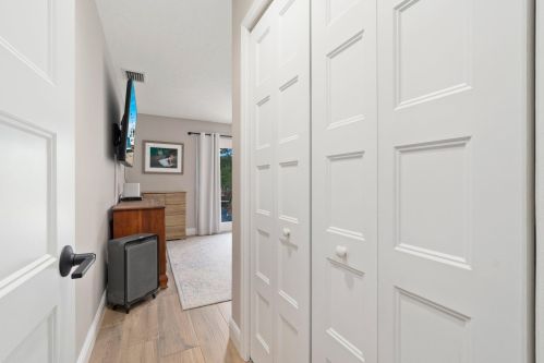 5417 Palmetto Dr, Fort Pierce FL  34982-7481 exterior