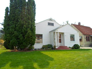 2504 Barge St, Yakima, WA 98902-2819