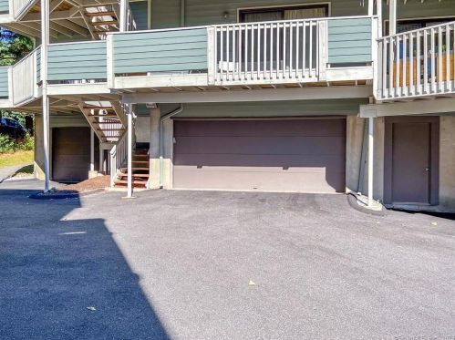 3 Oakwood Ave, Norwalk CT 06850-1327 exterior