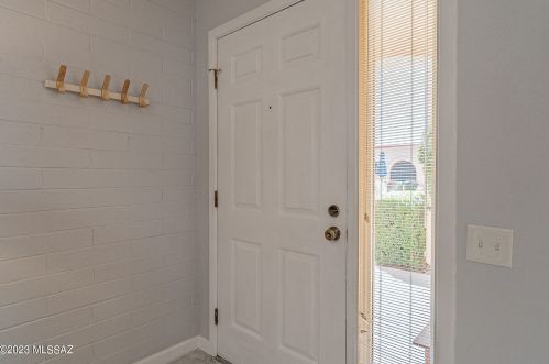 1040 Calle De Ln Temporada, Green Valley AZ 85614-1964 exterior