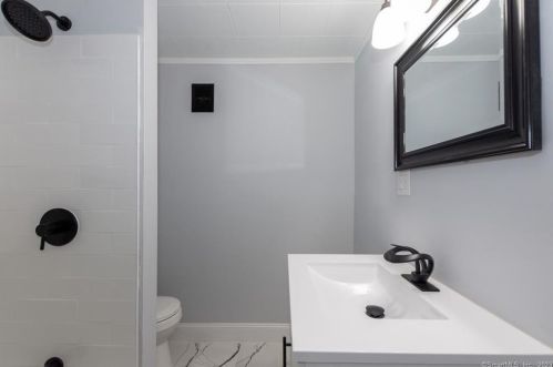 310 State Ave, Killingly CT 06241-2013 exterior