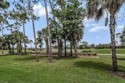 7635 Cottesmore Dr, Naples FL 34113-3179 exterior