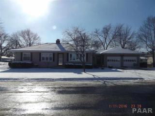 1004 Oxford Ave, Pekin, IL 61554-4862