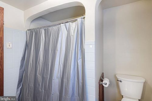 113 Maple Ave, Hanover PA 17331-4625 exterior