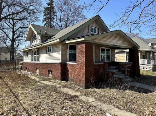 2729 7th St, Meskegon, MI 49444-2037