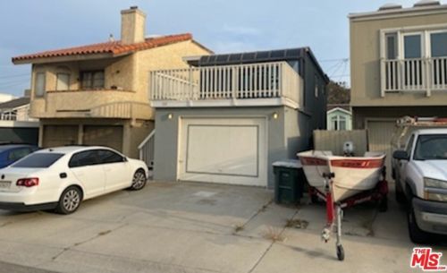332 Cahuenga Dr, Oxnard CA 93035-4406 exterior