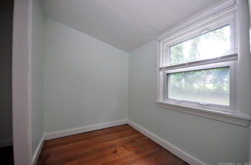 913 Plymouth St, Windsor CT 06095-3713 exterior