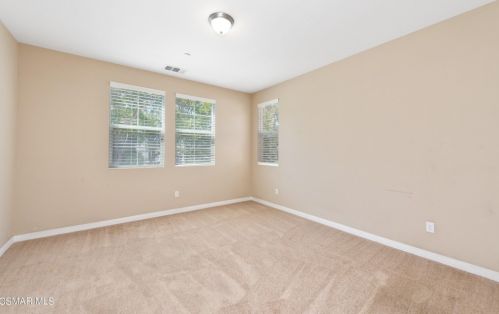 723 Forest Park Blvd, Oxnard CA 93036-5311 exterior