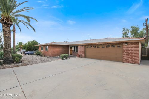 6441 Calle Altair, Tucson AZ  85710-5237 exterior