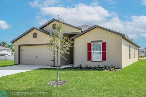 1079 Mantilla Ave, Fort Pierce, FL 34953-3421