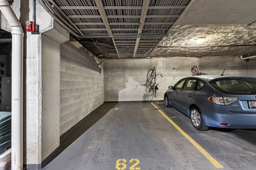 2080 Commerce St, Milwaukee WI 53212-3479 exterior