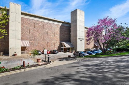 3100 Lake Mendota Dr, Madison WI  53705-1481 exterior