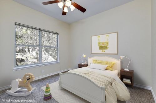 208 Ashworth Dr, Austin TX 78746 exterior