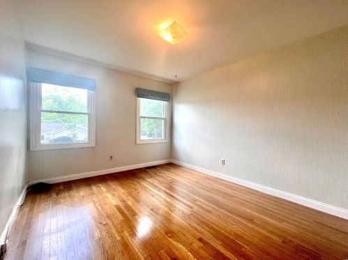 1228 Paloma Dr, Saint Louis MO 63131-1015 exterior