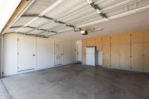 6501 2nd St, Phoenix AZ 85022-1005 exterior