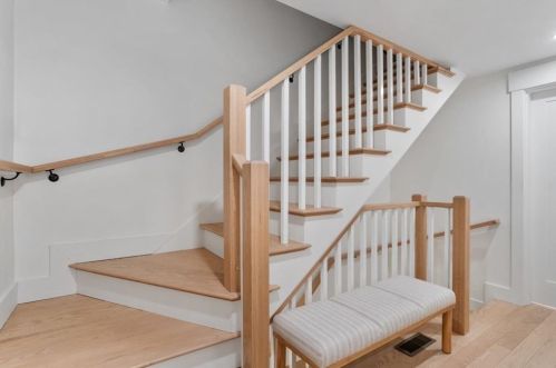 362 8th St, Boston MA 02127-2911 exterior