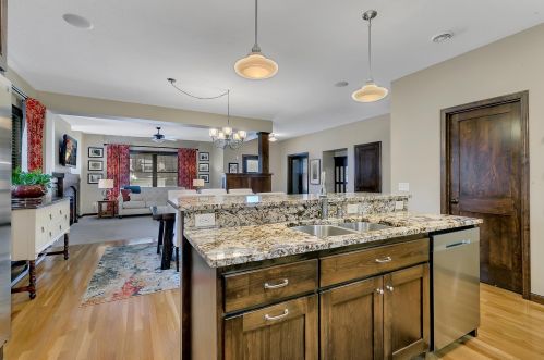 916 21st Ave, Sartell MN 56377-2465 exterior