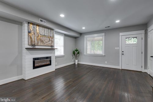 439 Newcomb St, Washington DC  20032-2650 exterior