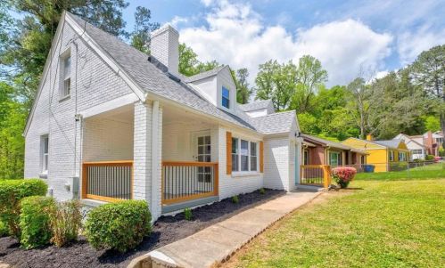 1526 Mayflower Ave, Atlanta GA 30311-2728 exterior