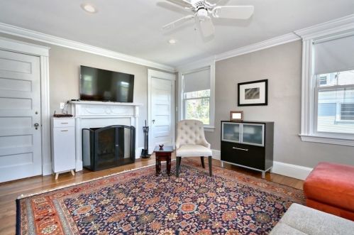 109 Commonwealth Ave, Boston MA exterior