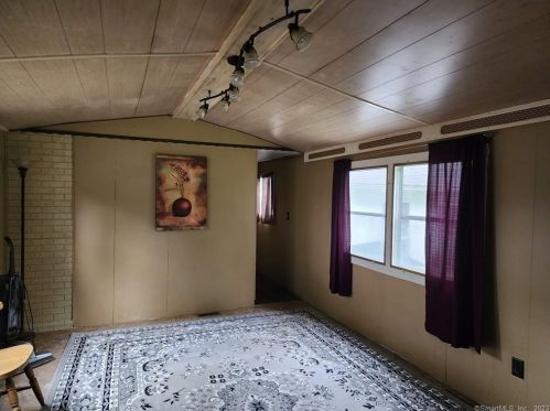 26 Cook Hl Rd, Killingly CT 06239-2241 exterior