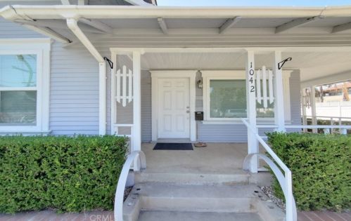 1042 San Juan St, Tustin CA 92780-4627 exterior
