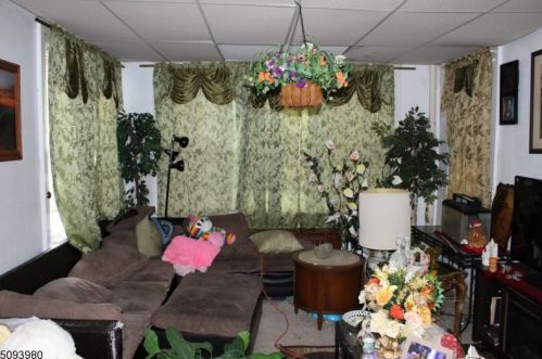 591 38th St, Paterson NJ 07504-1402 exterior