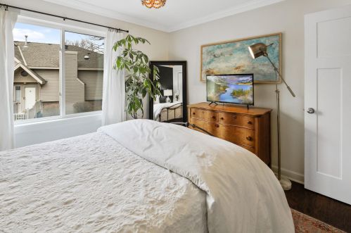 207 Galtier Pl, Saint Paul MN 55126-2162 exterior