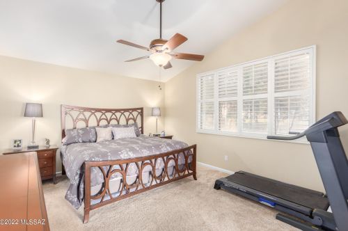 11082 Desert Flower Dr, Tucson AZ 85737-7054 exterior