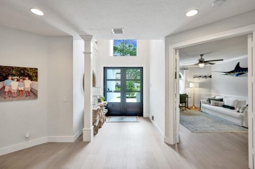 5052 24 Cir, Boca Raton FL 33431-4330 exterior