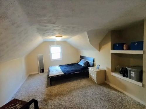 1036 Jerome St, Pittsburgh PA  15220-4609 exterior