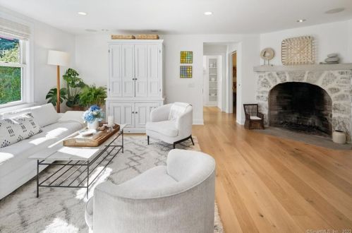 21 Crockett St, Norwalk CT exterior