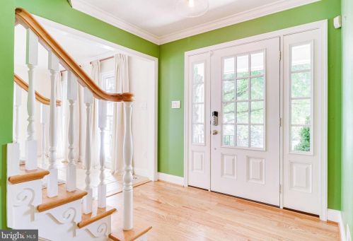 6122 Bayliss Pl, Alexandria VA  22310-2227 exterior