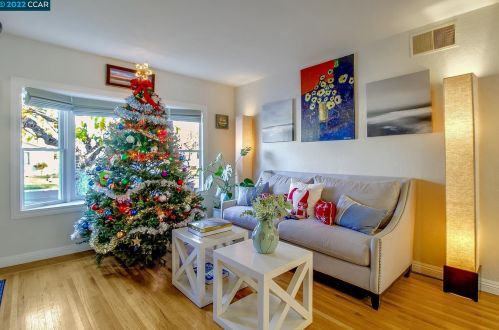 93 Monte Cresta Ave, Concord, CA 94523-4228