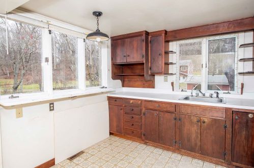 347 Lauer Rd, Poughkeepsie NY 12603-3942 exterior