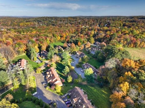 903 Alysia Ct, Dover NJ 07803-3056 exterior