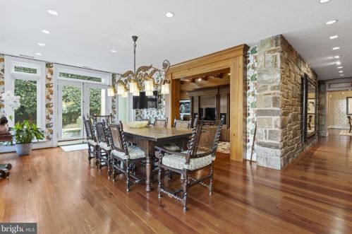 3005 45th St, Washington DC 20016-3528 exterior