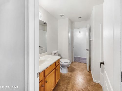 10451 Oakbrook St, Tucson AZ  85747-5965 exterior