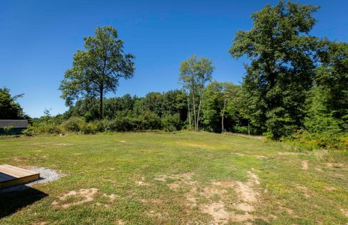 19780 Chain Lk St, Cassopolis MI 49031-9538 exterior