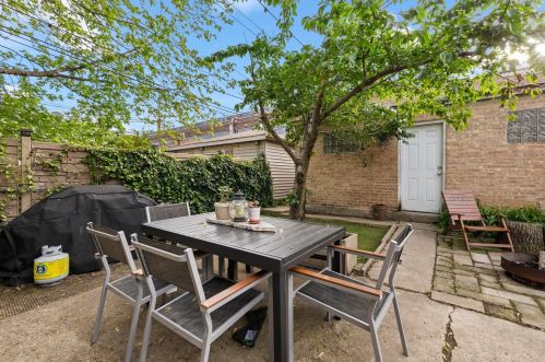 464 Artesian Ave, Chicago IL 60629-1210 exterior