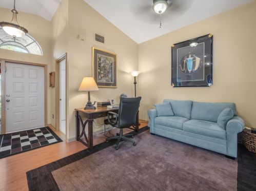 6834 Ashton St, Boynton Beach FL 33437-6040 exterior