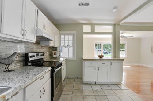 2895 Clark St, Atlanta GA 30318-4682 exterior